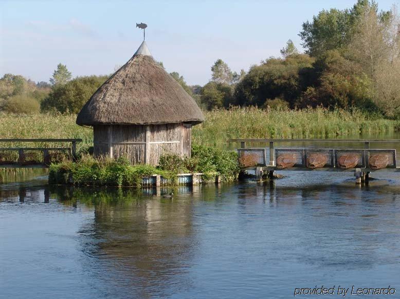 The Peat Spade Inn สต็อคบริดจ์ ภายนอก รูปภาพ